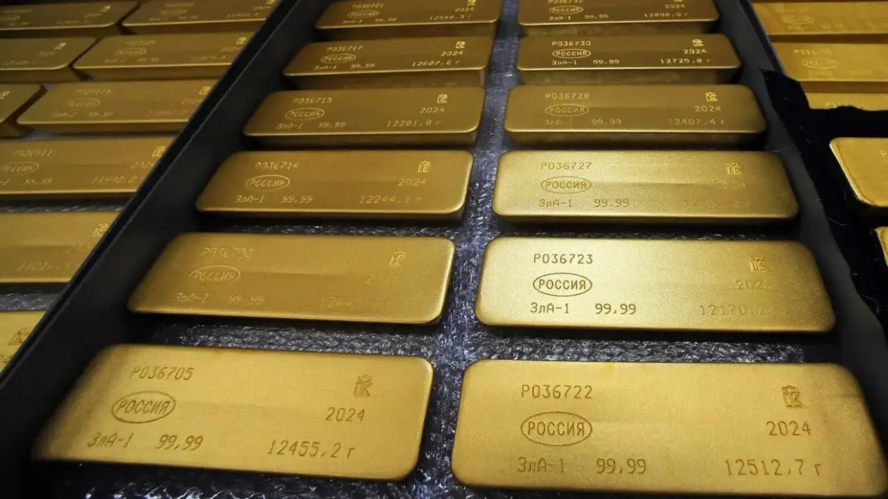 شعبة الذهب تحدد الموعد المرتقب لانتهاء الفجوة السعرية واستقرار أسعار المعدن الأصفر